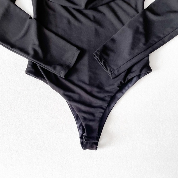 BUSTIER Bodysuit - Picture 7 of 8